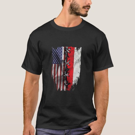 アメリカ産ポーランドルーツUSAポーランド国旗 Tシャツ (正面)