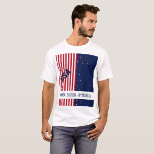 アメリカ神はアメリカの愛国心を祝福7月の男性の4日 Tシャツ