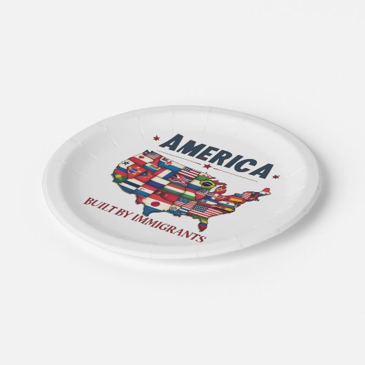 アメリカ移民の愛国心を持つアメリカ ペーパープレート (アングル)