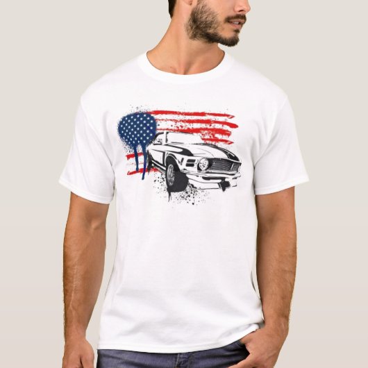 アメリカ筋肉米国の旗のCamaro車のTシャツ Tシャツ (正面)