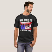 アメリカ系の盗難移民で不法な者はいない Tシャツ (正面フル)