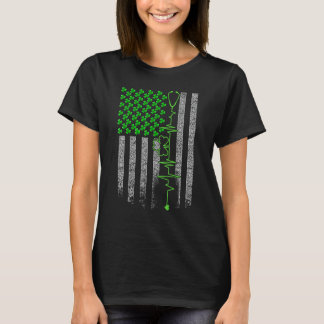 アメリカ系アイルランド人看護師 ステトスコープ 心拍数 シャムロック Tシャツ
