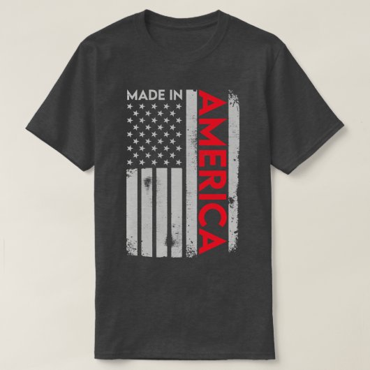 アメリカ製の愛国心のあるアメリカ国旗 Tシャツ (デザイン正面)