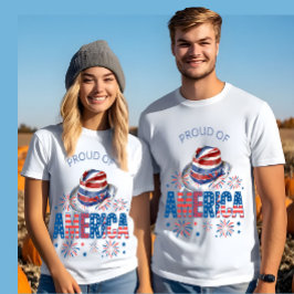 アメリカ誇りを持ったハットスターストライプズと爆竹 Tシャツ