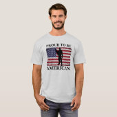 アメリカ誇りを持った国旗に非常に愛国心がある Tシャツ (正面フル)