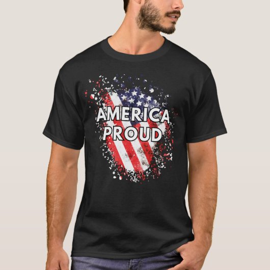 アメリカ誇りを持った – 愛国的Tシャツ Tシャツ (正面)
