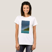 アメリカ領サモアの島に架かる虹 Tシャツ (正面フル)