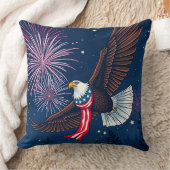 アメリカ飛んでいる国旗のスカーフと花火を持つハゲのワシ クッション (ブランケット)
