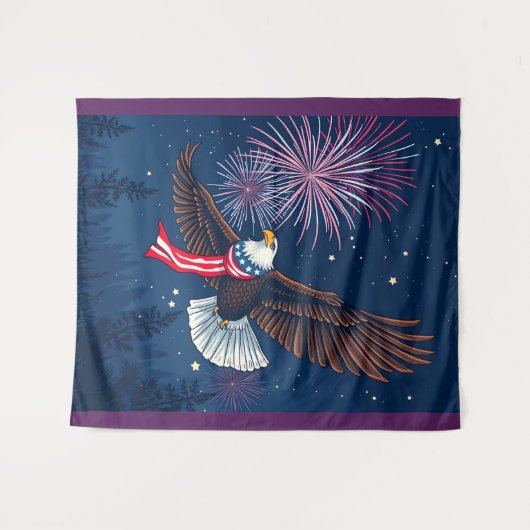 アメリカ飛んでいる国旗のスカーフと花火を持つハゲのワシ タペストリー (正面(横))