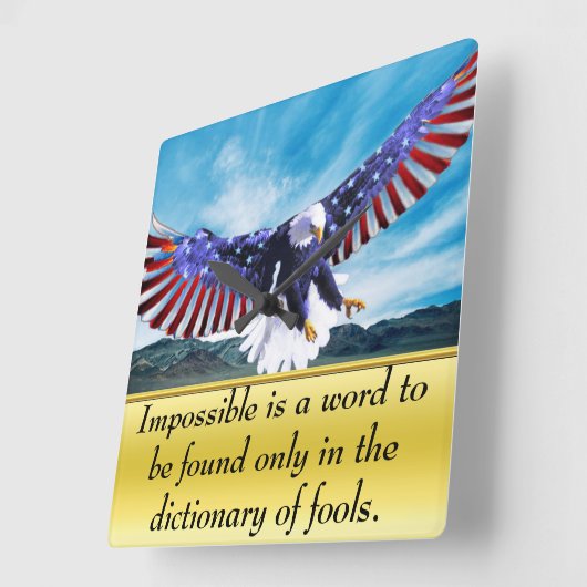 アメリカ飛んでいる国旗を掲げた空のハゲのワシ スクエア壁時計 (傾斜)