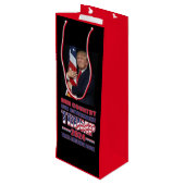 アメリカ2024年のファーストトランプ ワインギフトバッグ (裏面アングル)