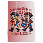 アメリカ250周年記念お土産 – 愛国心 ミディアムペーパーバッグ (裏面)