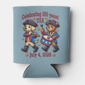 アメリカ250周年記念お土産 – 愛国心 缶クーラー (正面)