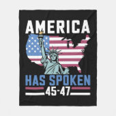 アメリカ45 47話トランプ総総ヴィンテージ フリースブランケット (正面)