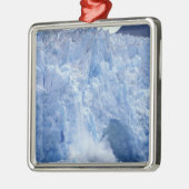 アメリカ、アラスカ州、NA。氷河が崩れ落ちて水に入る メタルオーナメント (左)