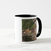 アメリカ、アラスカ、ケチカン、クリーク通り、ダウンタウン マグカップ (正面右)