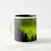 アメリカ、アラスカ、チェナ熱春。オーロラボレリス2 ツートーンマグカップ (正面左)