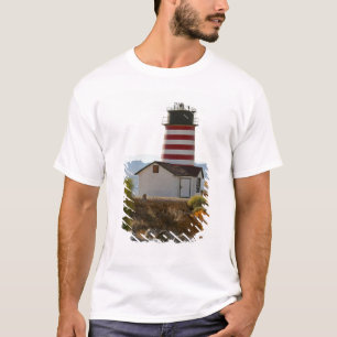 アメリカ、アリゾナ州、ハバス湖シティ。西の景色 Tシャツ