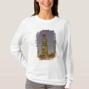 アメリカ イリノイ州 シカゴ:シティスカイライン/夕方 Tシャツ