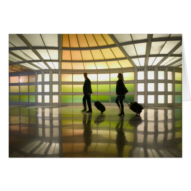 アメリカ、イリノイ、シカゴ：オハ国際的レ (正面横)