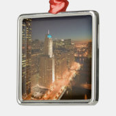 アメリカ、イリノイ、シカゴ：ループ：建物 メタルオーナメント (左)