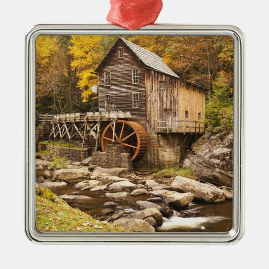 アメリカ、ウェストバージニア、クリフトップ。バブコック州2 メタルオーナメント (正面)