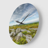 アメリカ、ウェストバージニア、デイビス。ドリーの横 ラージ壁時計 (傾斜)