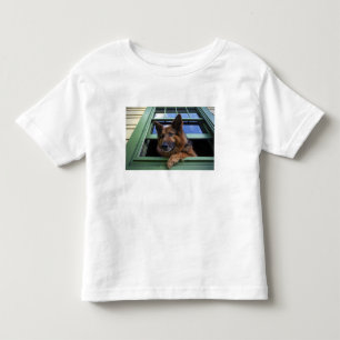 アメリカ、オレゴン州、ポートランド。長い髪のグリフ トドラーTシャツ
