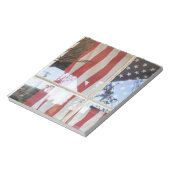 アメリカ、オレゴン、シャニコ。横のウィンドウにフラグを表示 ノートパッド (回転)