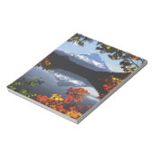 アメリカ、オレゴン、フッド山ナショナルフォレスト。 ノートパッド (回転)