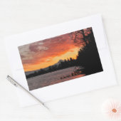 アメリカ、オレゴン。日の出の青い湖とマウントフード 長方形シール (封筒)