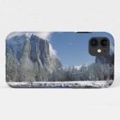 アメリカ、カリフォルニア州、ヨセミテ国立公園。マーチ・リバー Case-Mate iPhoneケース (裏面(横))