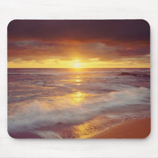 アメリカ、カリフォルニア、サンディエゴ。サンセットクリフスビーチ マウスパッド (正面)