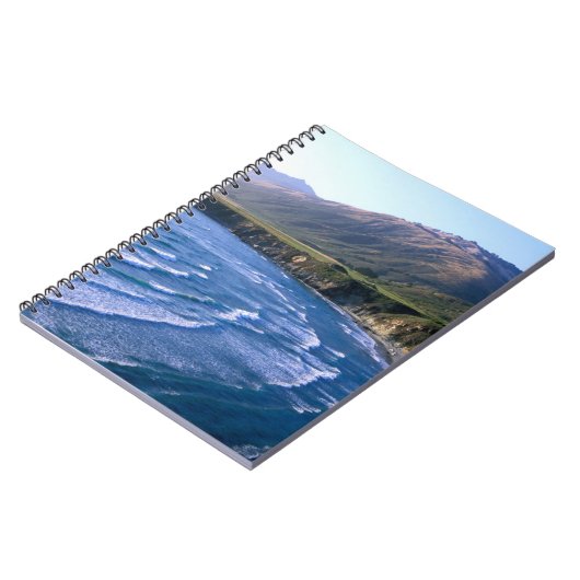 アメリカ、カリフォルニア、ビッグサー、ハイウェイ沿いの湾1. ノートブック (左側)