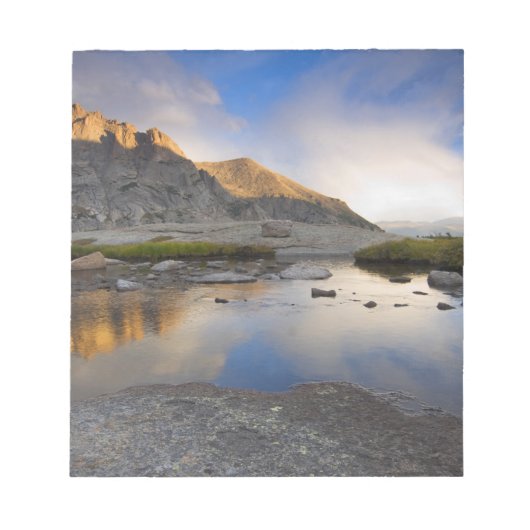 アメリカ、コロラド州、ロッキーマウンテンNP。 ノートパッド (正面)