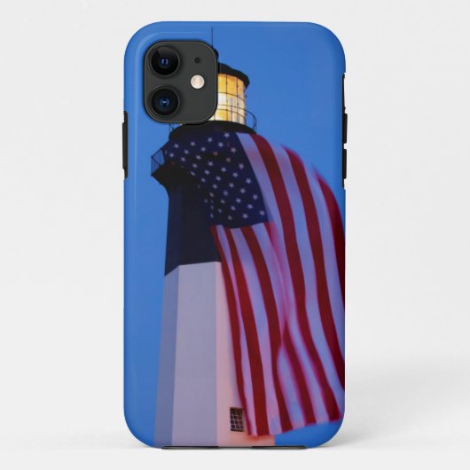 アメリカ、ジョージア州、タイビー島、旗がはためく 2 Case-Mate iPhoneケース (裏面)