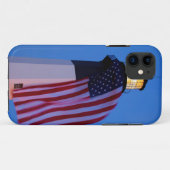アメリカ、ジョージア州、タイビー島、旗がはためく 2 Case-Mate iPhoneケース (裏面(横))