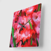 アメリカ、ジョージア、サバンナ、グラジオラスの花束 スクエア壁時計 (傾斜)