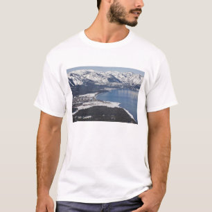 アメリカ、タホ湖の風景 Tシャツ