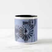 アメリカ、テキサス州、ルブボック：米国風力発電所 ツートーンマグカップ (中央)