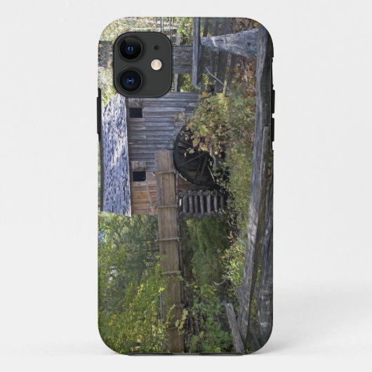 アメリカ - テネシー州。ケーブル工場(ケイデズ・コーブ周辺) Case-Mate iPhoneケース (裏面)
