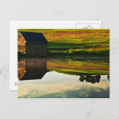 アメリカ、デラウェア、ウィルミントン。エッジ上の石造りの納屋 ポストカード (正面/裏面)