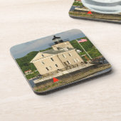 アメリカ、ニューヨーク、キングストン、ハドソン川。ロンドウト コースター (左側)