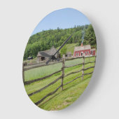 アメリカ、ニューヨーク、クーパーズタウン、農家博物館 ラージ壁時計 (傾斜)