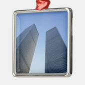 アメリカ、ニューヨーク。ツインタワーで見る メタルオーナメント (左)