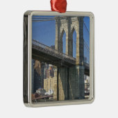 アメリカ、ニューヨーク、ニューヨーク市。ブルックリン橋 メタルオーナメント (右)