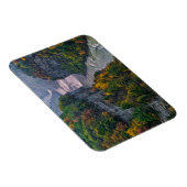 アメリカ、ニューヨーク、レッチワース州パーク。川と マグネット (右側)