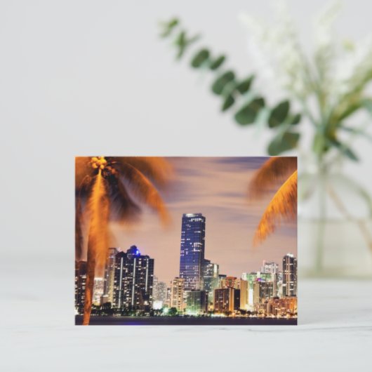 アメリカ、フロリダ、マイアミの夕暮れのスカイライン ポストカード (スタンド正面)