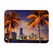 アメリカ、フロリダ、マイアミの夕暮れのスカイライン マグネット (横)