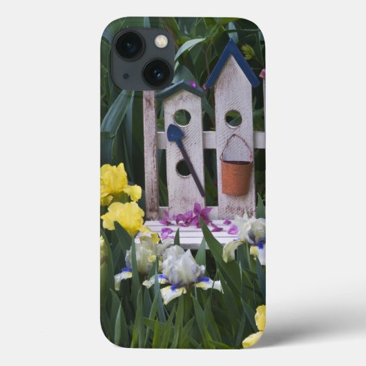 アメリカ、ペンシルバニア州。アイリスが生えのまわりにる Case-Mate iPhoneケース (裏面)